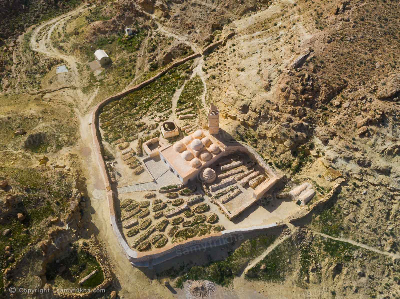 Mosquée sept dormants Tataouine Tunisie par drone :  photo réalisé par Samy Frikha