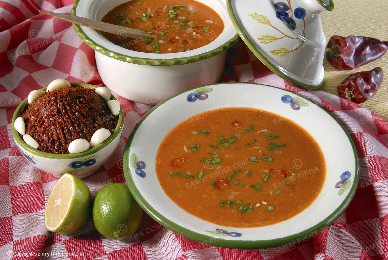 produit de conserve,le phare du cap bon,plats de cuisine