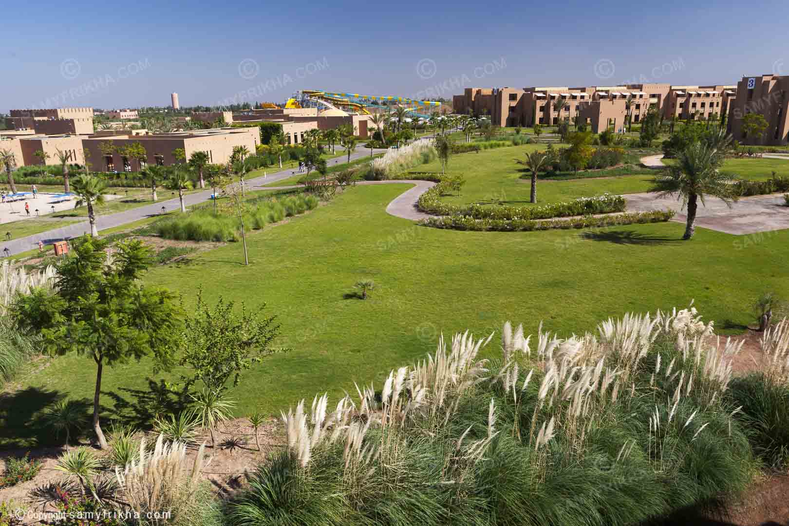 Jardin et devanture Hotel Medina Garden