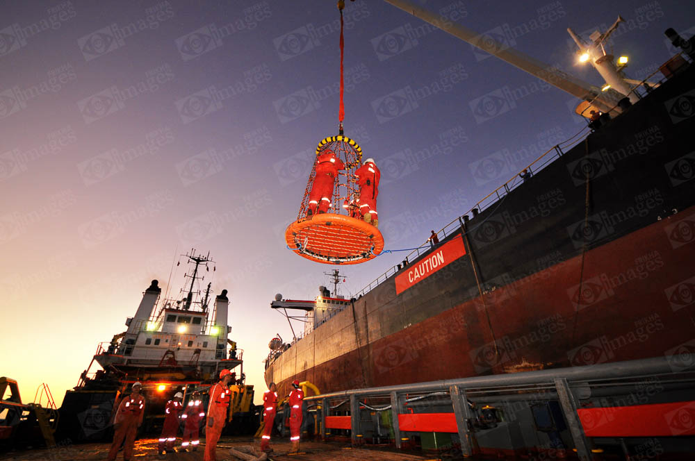 Photographe des stations pétrolières : Samy Frikha