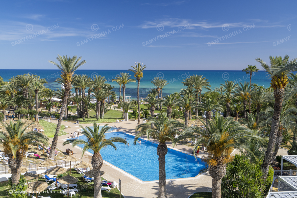 Image aérienne plage et piscine hôtel Tui Blue Palm Beach Tunisie