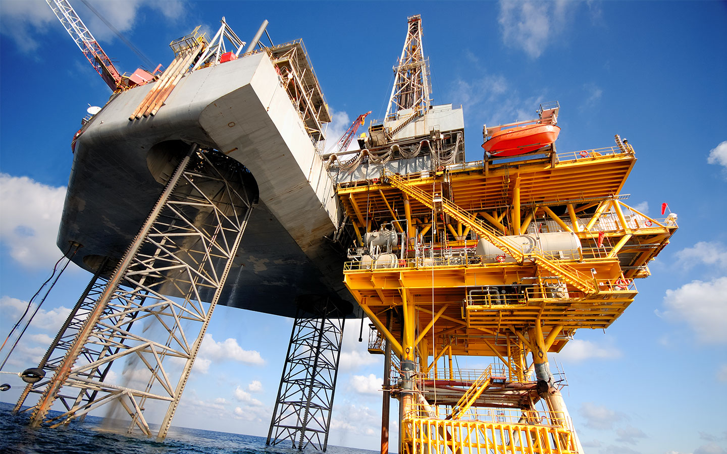 Photographer of the energy and oil industry in Tunisia